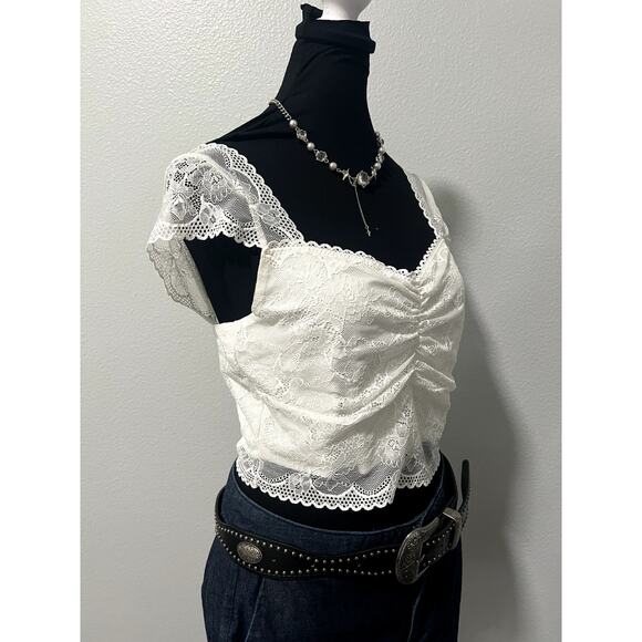 Cider Lace Princess Sleeve Top - Picture 4 of 6